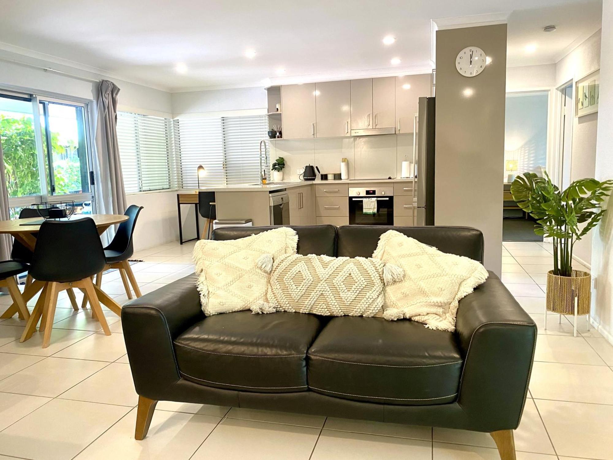 Lychee Tree Holiday Apartments Port Douglas Esterno foto